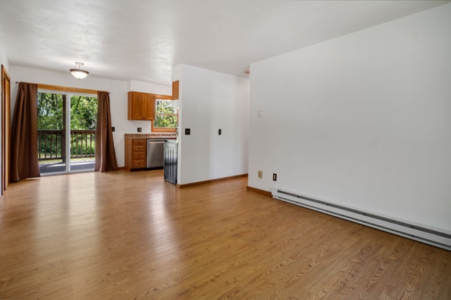 Photo - 1895 E Shore Dr