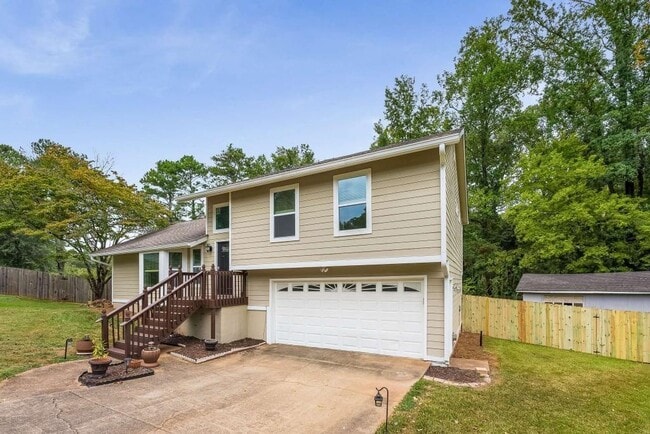 9745 Loblolly Ln