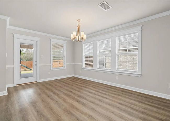 Photo - 682 Begeman Rd
