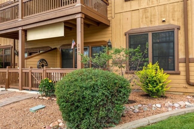 Photo - 2421 Quarter Horse Trl