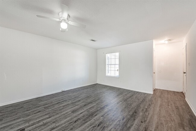 Photo - 3348 Scotch Moss Ln