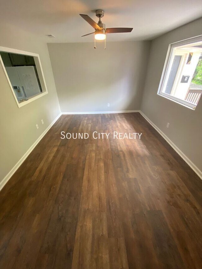 Photo - 1905 Hermosa St Unit C