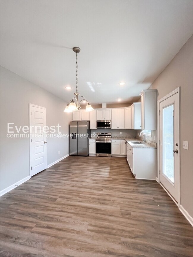 Building Photo - 1105 Prospect Ct