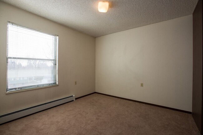 Photo - 512 E Monroe Dr Unit 512 E Monroe D438