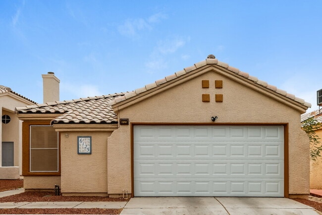 Building Photo - 6125 Wild Berry Dr
