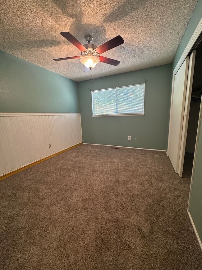 Photo - SIZEABLE 3 BED 2 BATH HOME IN THE STARLIGHT SUBDIVISION