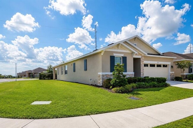 Photo - 708 Griffon Ave