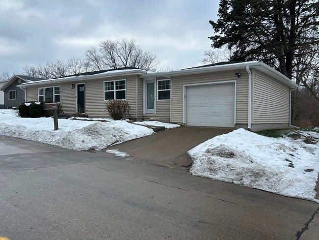 Photo - 1810 Logan St