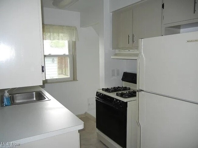 Photo - 6228 Archwood Rd