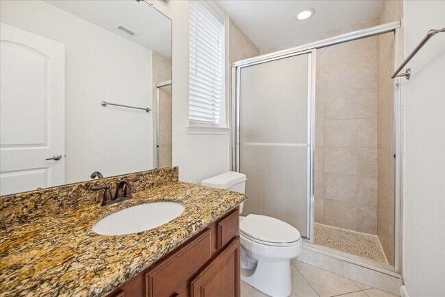 Photo - 5210 Petty St