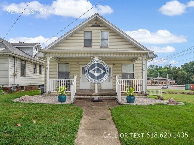 Building Photo - 928 N 1st St Unit 1