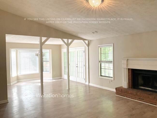 Photo - 2712 Inverloch Cir