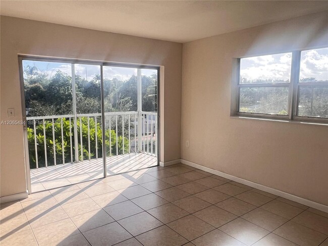 Photo - 12290 NE 11th Ct Unit 203