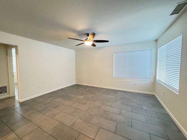 4013-4015 36th Street