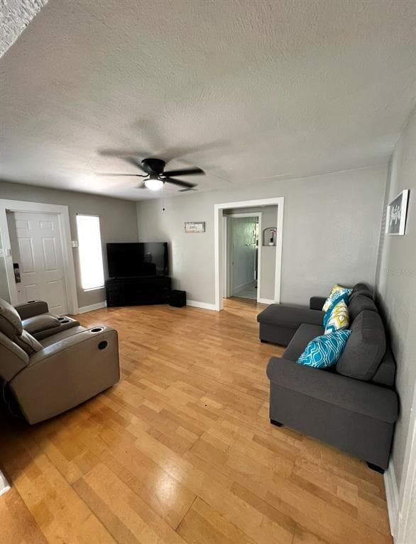 Photo - 3910 E Ellicott St