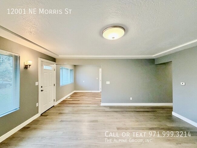 Photo - 12001 NE Morris St