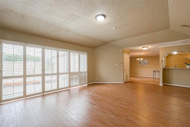Photo - 14947 Heritage Wood Dr Condo