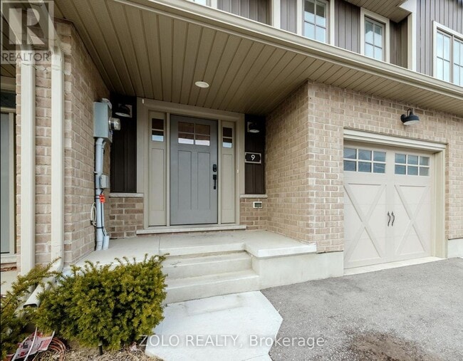 Photo - 9 Charter Creek Ct