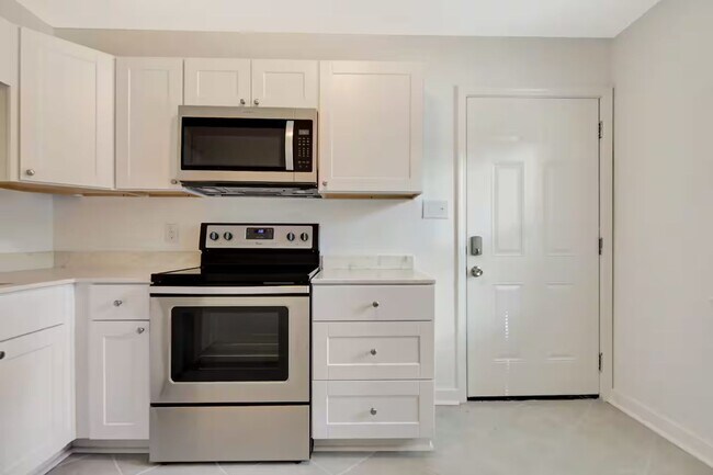 Photo - 19 Berkley Pl Apartamento Unidad 1 (A)