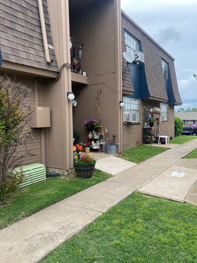 Chalet Apartments