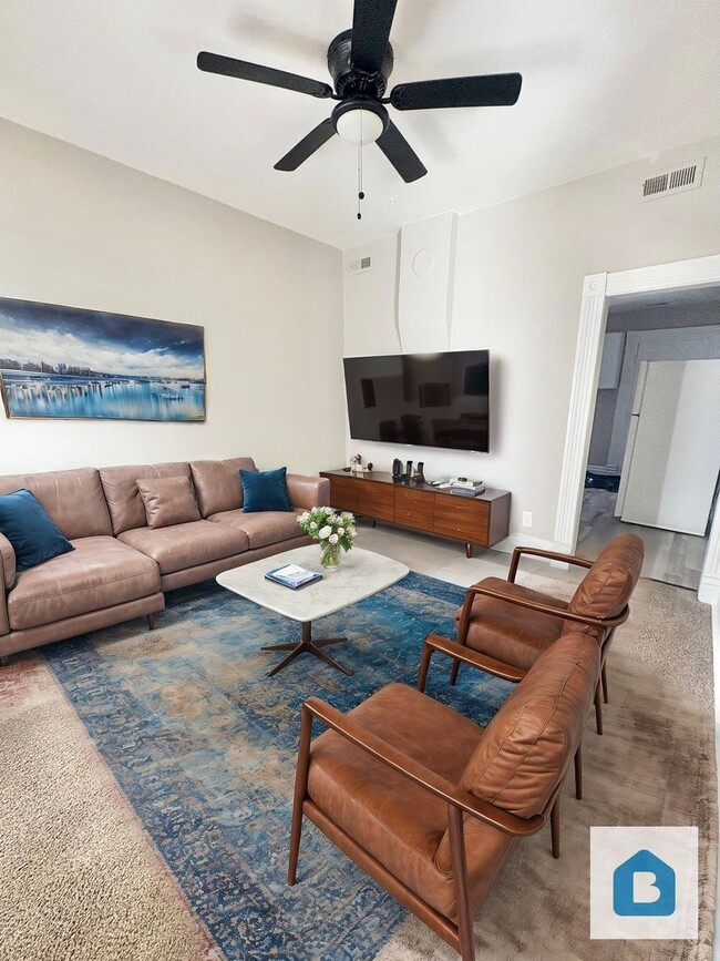 Experience Downtown Living in our 2 bed 1 ... - Experience Downtown Living in our 2 bed 1 ... Apartment