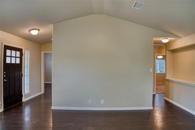 Photo - 821 Gabriel Mills Dr