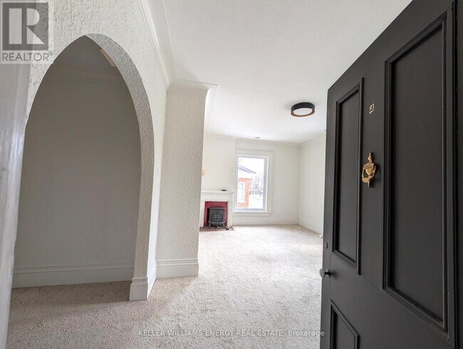 Photo - 35 King St Unité 4