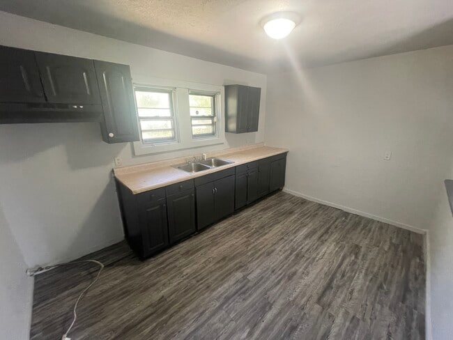 Photo - 102 Elmwood Ave