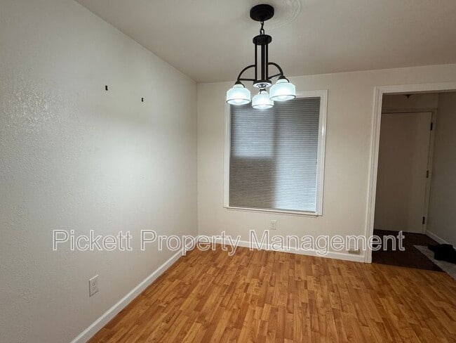 Photo - 3935 NW Fairway Ln