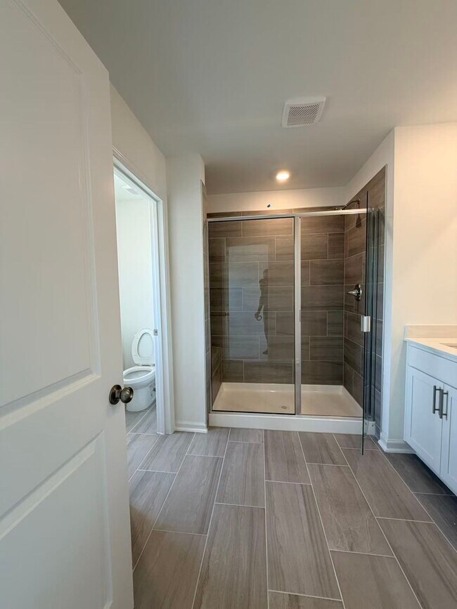 Photo - 219 Deercroft Dr