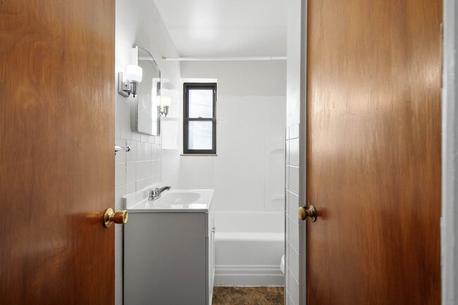 Photo - 2117 Brownsville Road