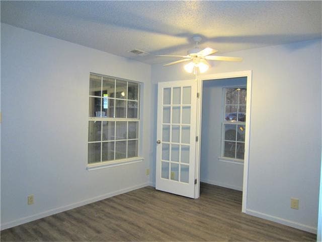 Photo - 501 Mounts Ave