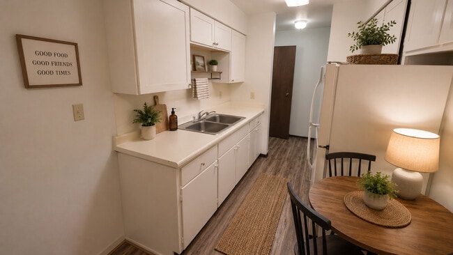 Carriage Manor Apartments