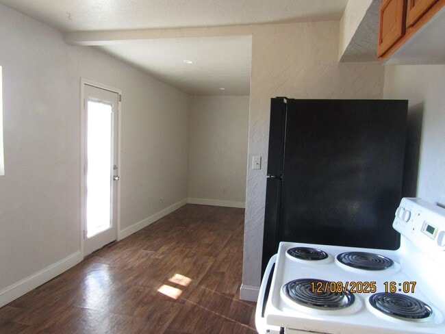 Photo - Very nice spacious home! No Carpet!