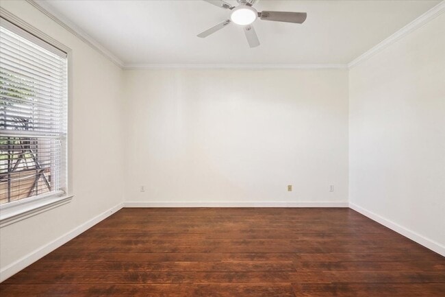 Photo - 607 Tuskegee Dr