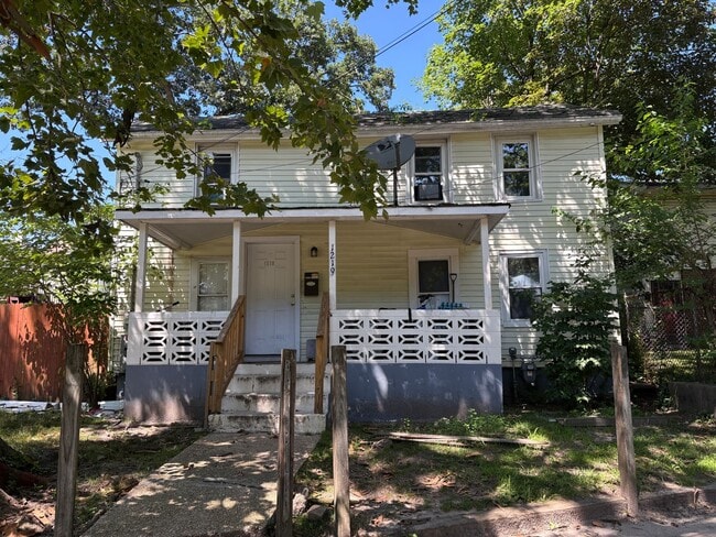 Building Photo - Charming 4-Bedroom 2-Bathroom Home in Asbury Park!