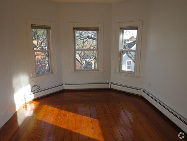Building Photo - 54 Madison Ave Unit 3 Rental