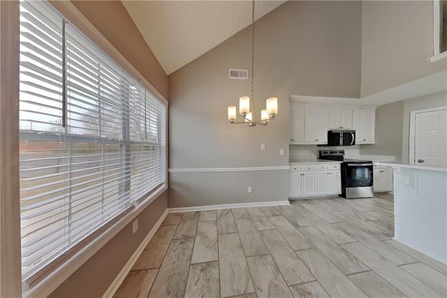 Photo - 129 Graybrook Ct