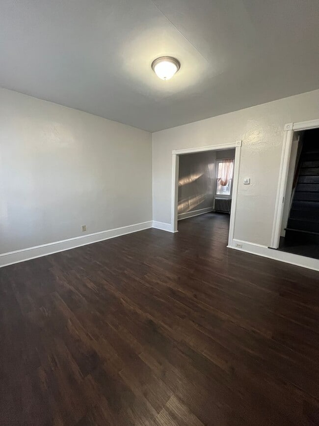 Photo - Charming three-bedroom row house available for rent in the desirable Nazareth