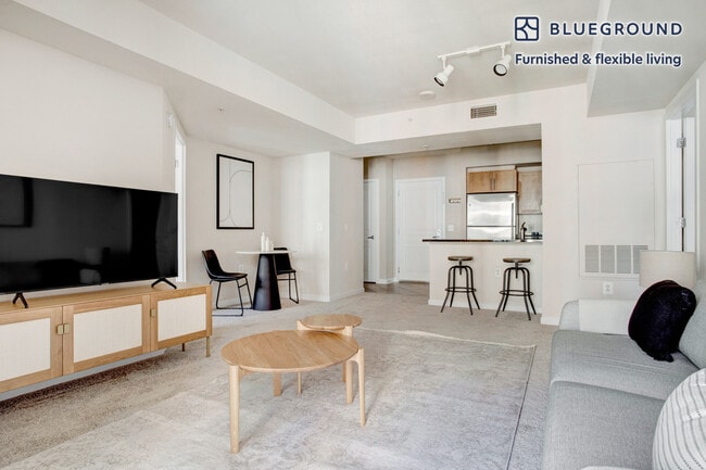 Photo - 550 14th Rd S Unit FL6-ID363