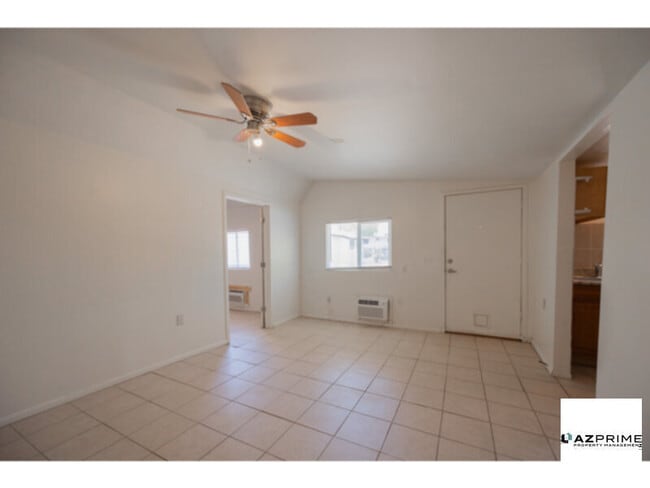 Photo - Modern And Comfortable 1/1 Apartment In Phoenix Offering Stylish Living In A Highly Desirable And Ce