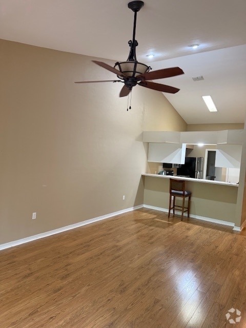 Building Photo - 4700 SW Archer Rd Unit 126 Rental