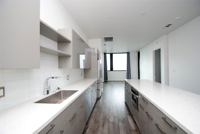 Photo - 1211 Caroline St Unit 1104