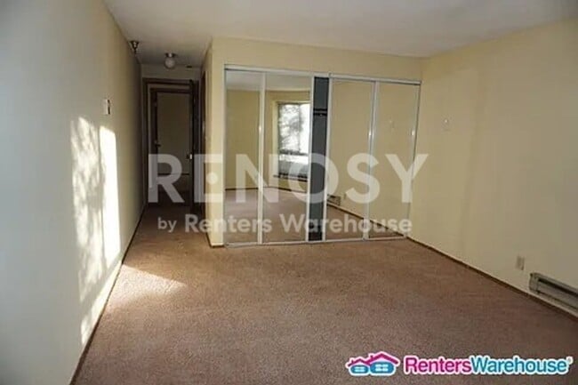 Building Photo - Comfort, Character, and Convenience in the Heart of South Minneapolis
