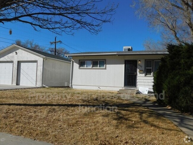 Building Photo - 2042 Bunting Ave Rental