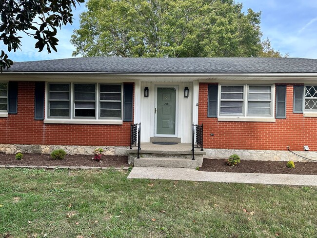 Photo - 708 Cave Mill Rd