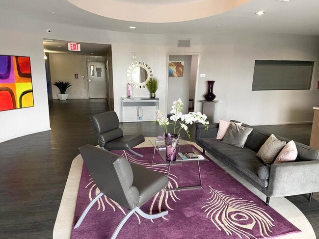 Photo - Stadium Tower