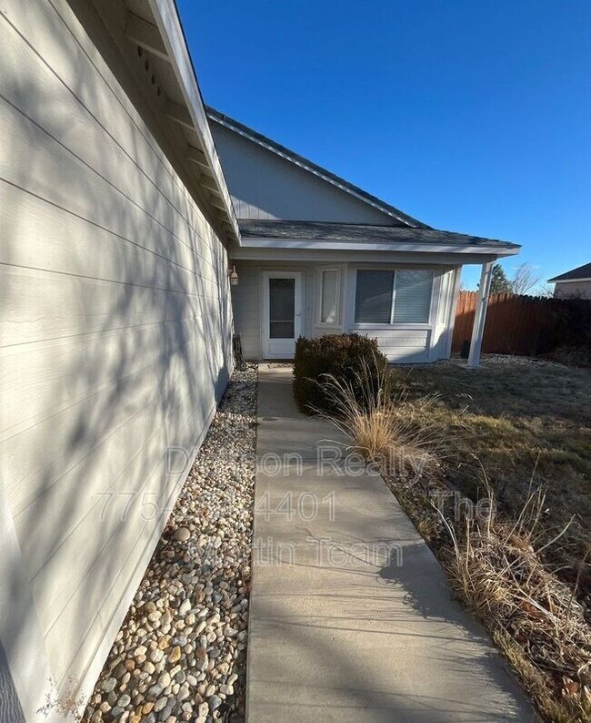 Photo - 194 Milke Way