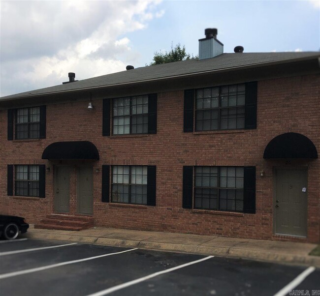 Building Photo - 1821 Reservoir Rd Unit 1 Rental