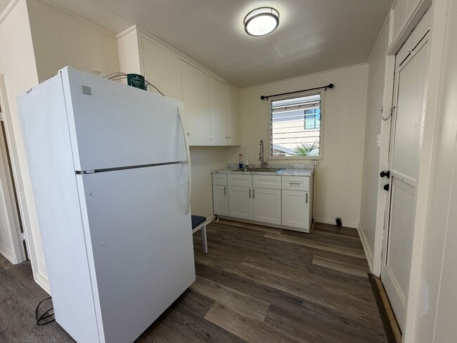 Photo - Charming 2-Bedroom Cottage with Private Yard in Kaimuki